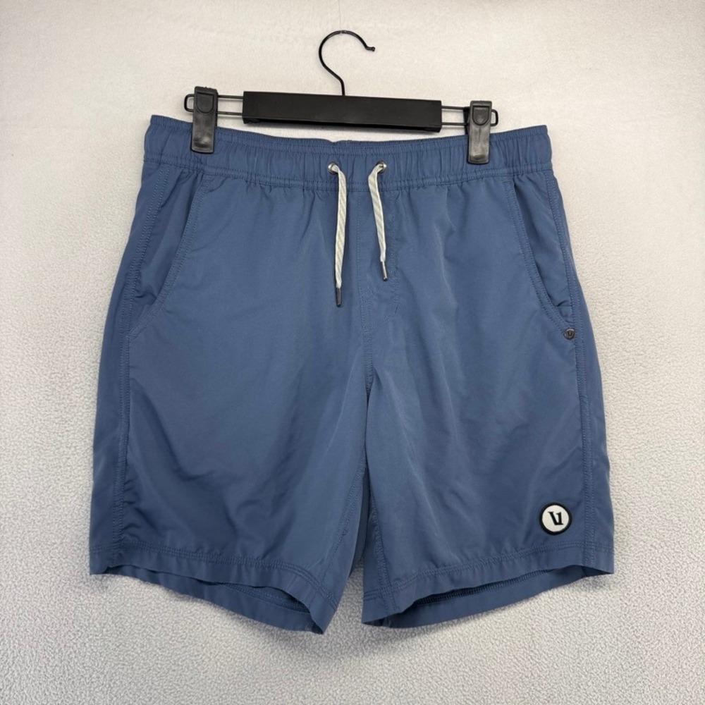 Vuori Kore Shorts Mens Small Blue V302 Active Gym Workout Athletic Poly Blend
